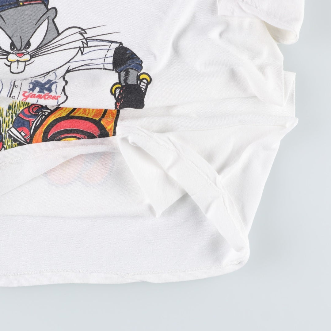 ~90'S SHORT HILLS TEE Looney Tunes Bugs Bunny New York Yankees Character Print T-Shirt cotton white type Vintage Second Hand