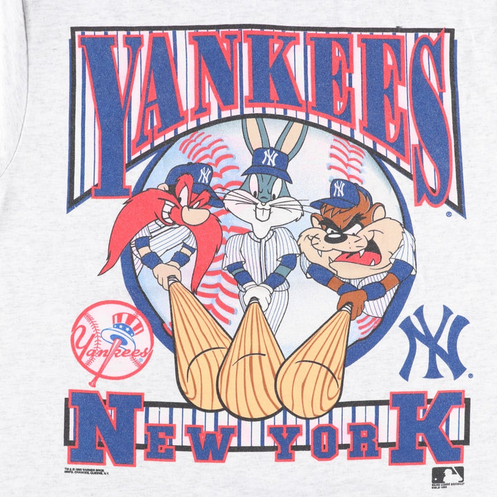 90'S CHANGES Looney Tunes New York Yankees Character Print T-Shirt, Made in USA, Men's XL equivalent. cotton gray type Vintage Second Hand