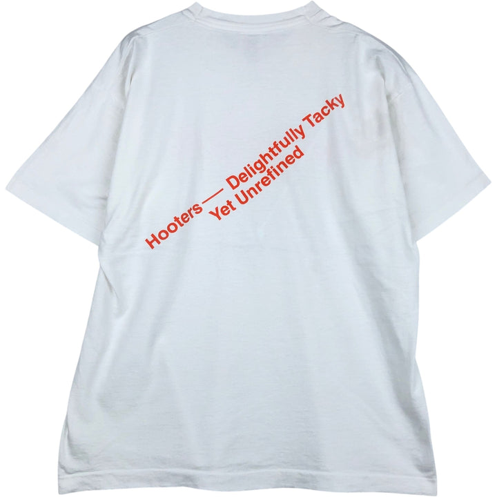 2000'S Fruit of the Loom Heavy Cotton Hooters Advertising T-Shirt, Made in Canada, Men's Size XL (approx.) cotton white type Vintage Second Hand
