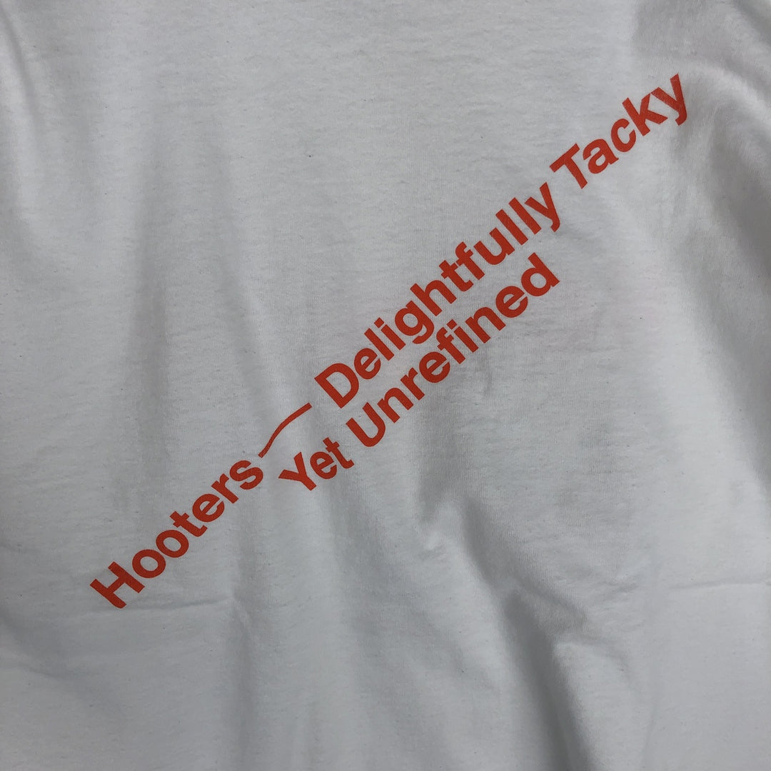 2000'S Fruit of the Loom Heavy Cotton Hooters Advertising T-Shirt, Made in Canada, Men's Size XL (approx.) cotton white type Vintage Second Hand