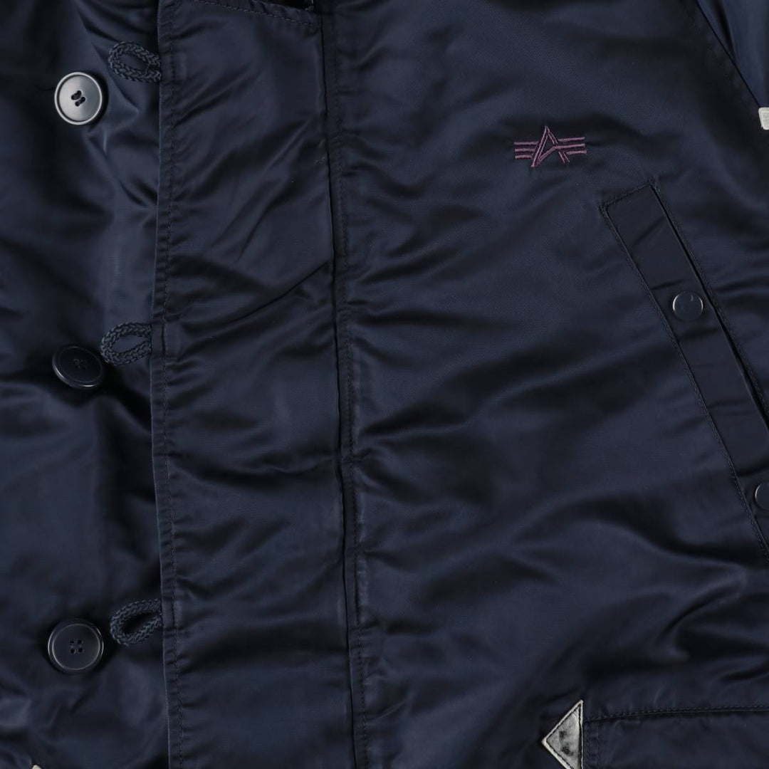 Civilian-grade Alpha Industries N-2B type padded military flight jacket, men's size M equivalent. Nylon navy blue type Vintage Second Hand