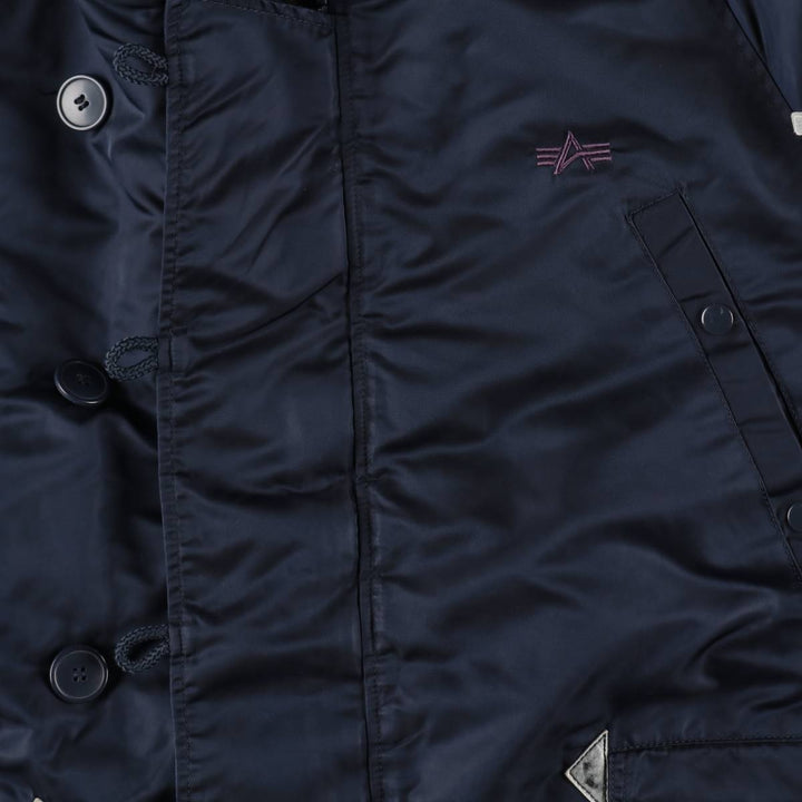 Civilian-grade Alpha Industries N-2B type padded military flight jacket, men's size M equivalent. Nylon navy blue type Vintage Second Hand