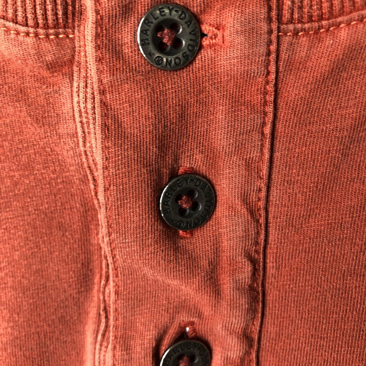 Harley-Davidson Eagle Pattern Henley Neck Motorcycle Back Print Long-Sleeve T-Shirt (Men's Size L) unclear red type reddish brown Vintage Second Hand