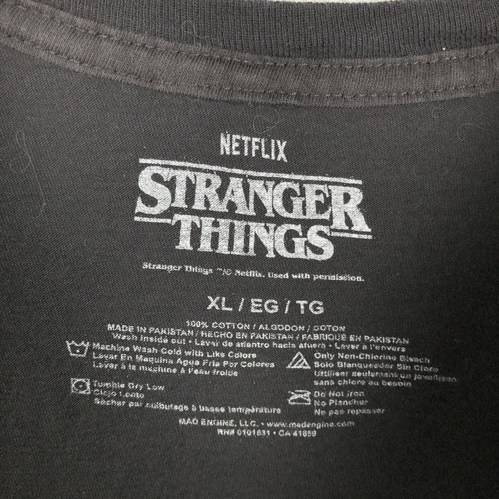 STRANGER THINGS Season 4 Movie T-Shirt (Men's XL equivalent) cotton black type Vintage Second Hand