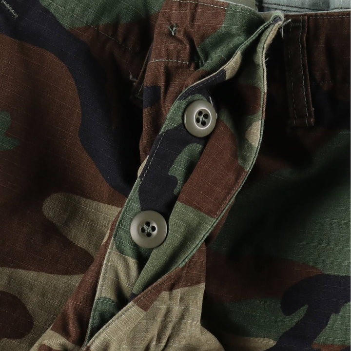 90'S US Military Woodland Camo Ripstop Military Cargo Pants, Combat Pants, Made in USA, Size Medium-Regular Nylon Khaki type Vintage Second Hand