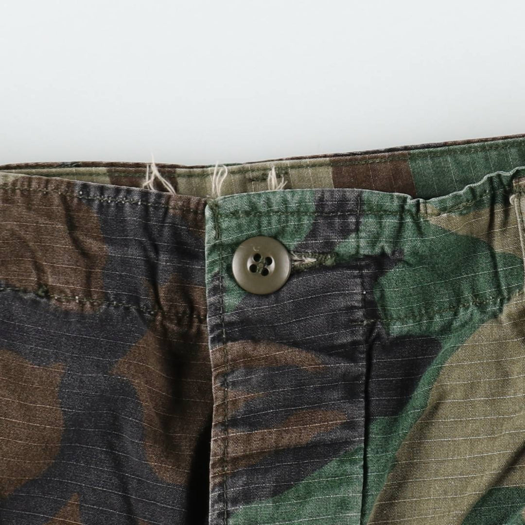 1990'S US Military Issue Camouflage Pattern Woodland Camo Ripstop Military Cargo Pants Combat Pants Made in USA MEDIUM-SHORT cotton Khaki type Vintage Second Hand