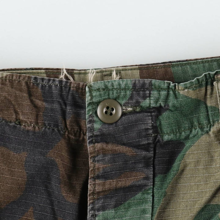 1990'S US Military Issue Camouflage Pattern Woodland Camo Ripstop Military Cargo Pants Combat Pants Made in USA MEDIUM-SHORT cotton Khaki type Vintage Second Hand
