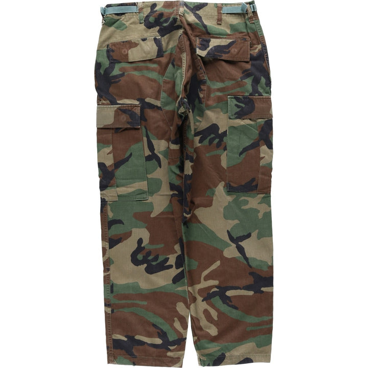 1990'S US Military Issue Camouflage Pattern Woodland Camo Military Cargo Pants, Made in USA, Medium-Short, Men's W34 (approx.), Vintage Nylon Khaki type Vintage Second Hand
