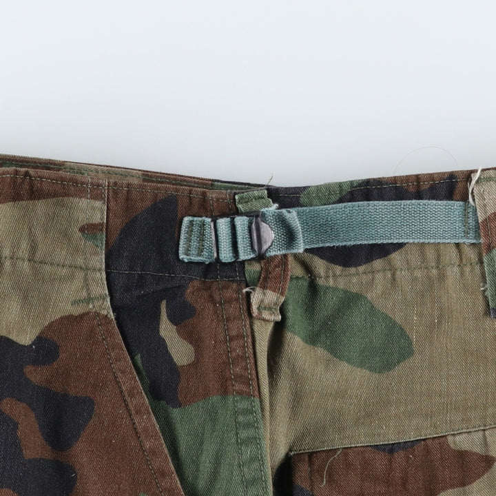 1990'S US Military Issue Camouflage Pattern Woodland Camo Military Cargo Pants, Made in USA, Medium-Short, Men's W34 (approx.), Vintage Nylon Khaki type Vintage Second Hand