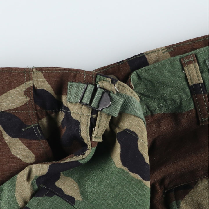2000'S US Military Issue Camouflage Pattern Woodland Camo Military Cargo Pants, Made in USA, Medium-Short, Men's W34 equivalent. cotton Khaki type Vintage Second Hand