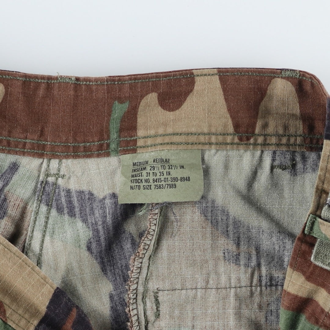 1990'S US Military Issue Camouflage Pattern Woodland Camo Ripstop Military Cargo Pants, Made in USA, MEDIUM-REGULAR (Men's W36 equivalent) Nylon Khaki type Vintage Second Hand