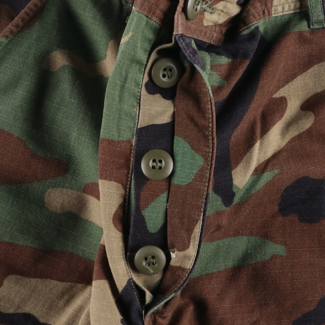 1990'S US Military Issue Camouflage Pattern Woodland Camo Ripstop Military Cargo Pants, Made in USA, MEDIUM-REGULAR (Men's W36 equivalent) Nylon Khaki type Vintage Second Hand