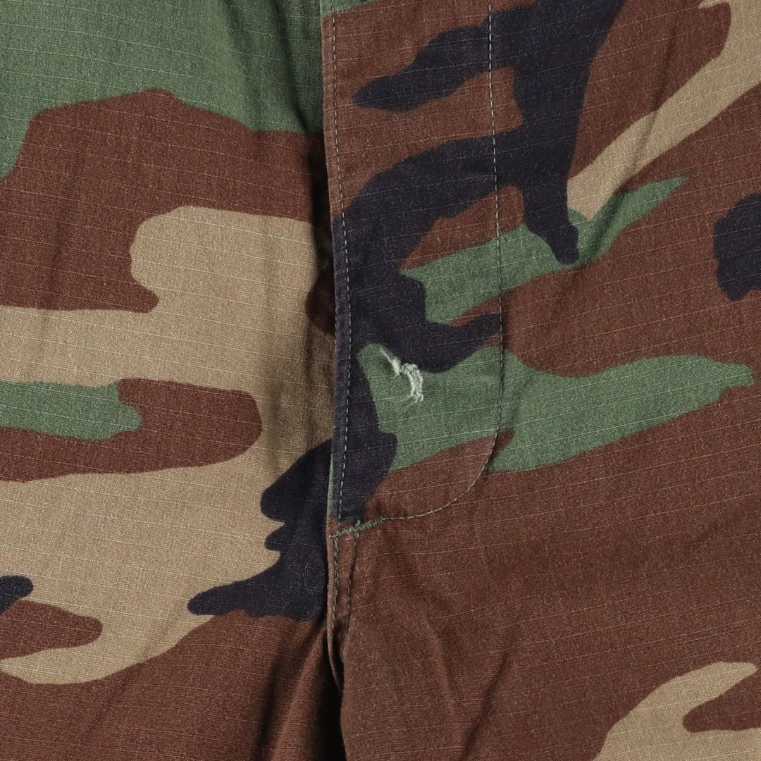 1990'S US Military Issue Camouflage Pattern Woodland Camo Ripstop Military Cargo Pants, Made in USA, MEDIUM-REGULAR (Men's W36 equivalent) Nylon Khaki type Vintage Second Hand