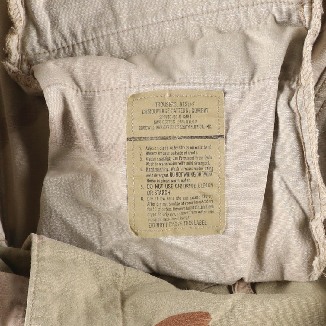 2000'S US Military Issue Camouflage Pattern 3C Desert Camo Ripstop Military Cargo Pants, Made in USA, MEDIUM-REGULAR (Men's W35 equivalent) cotton Khaki type beige Vintage Second Hand