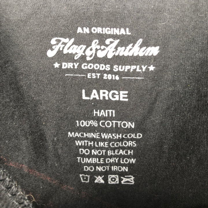 Flag and Anthem Skull Pattern Parody Print T-Shirt (Men's Size L) cotton black type Vintage Second Hand