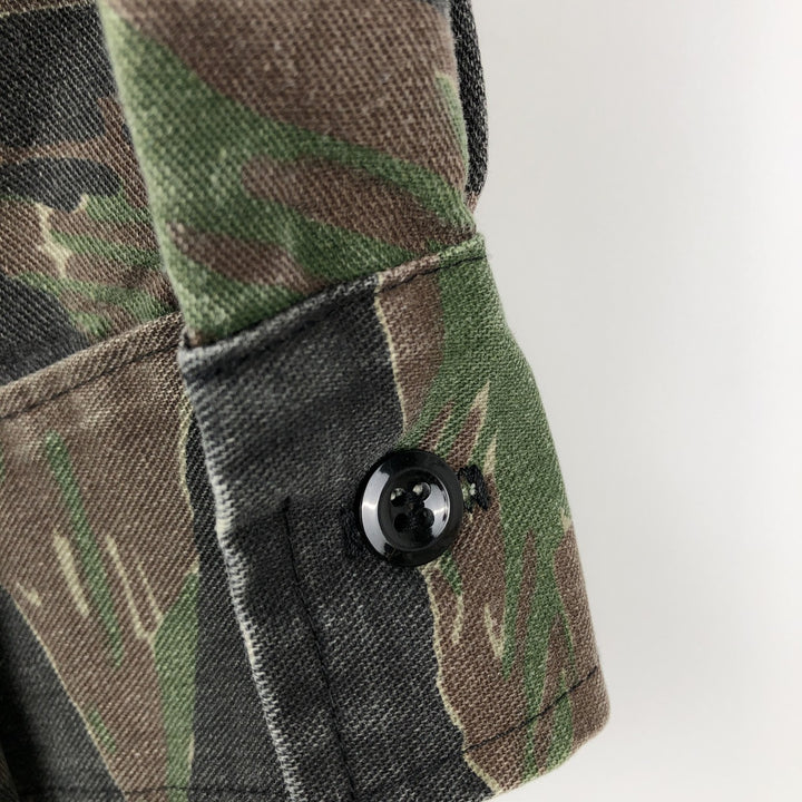 70s-80'S Cabelas Camouflage Pattern Tiger Stripe Camo Long-Sleeve Cotton Shirt, Men's Size XL (Equivalent), Vintage unclear brown type Vintage Second Hand