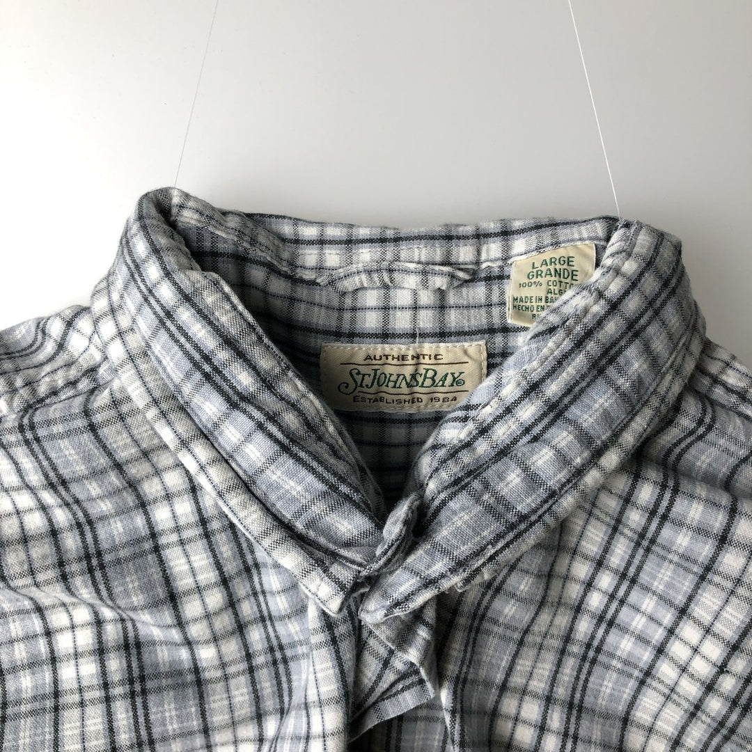 1990'S St. John's Bay Short-Sleeve Button-Down Check Shirt, Men's Size L (approx.), Vintage cotton Blue type light blue Vintage Second Hand
