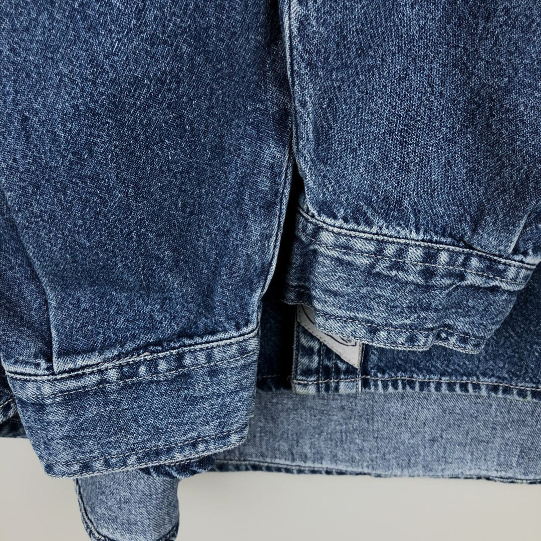 Levi's long sleeve denim shirt, men's size XL cotton blue type Vintage Second Hand