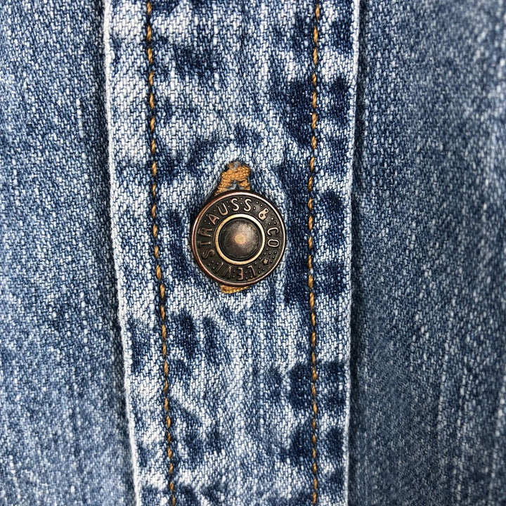 Levi's LEVI STRAUSS Signature Logo Patch Long-Sleeve Denim Shirt, Men's Size L (approx.) cotton blue type Vintage Second Hand