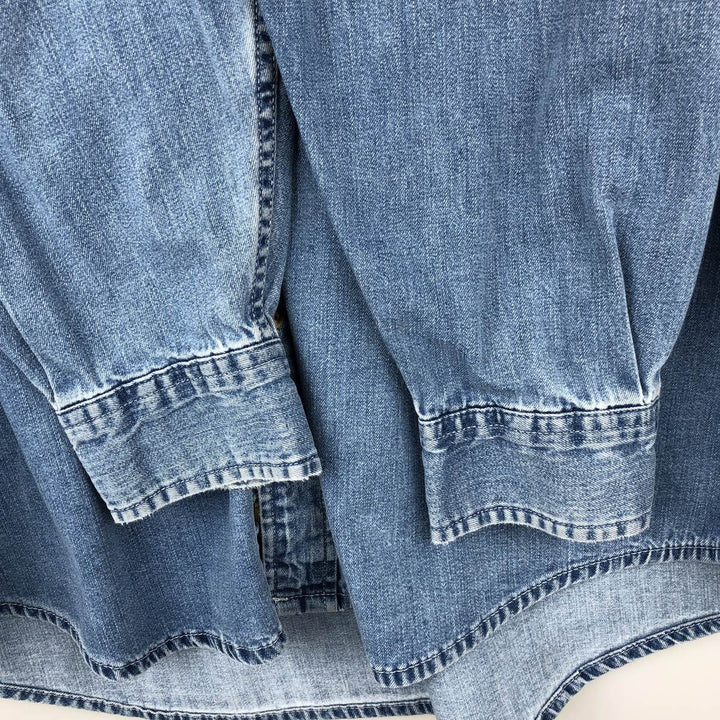 1990'S Eddie Bauer Long-Sleeve Button-Down Denim Shirt, Men's Size L (Equivalent), Vintage cotton blue type Vintage Second Hand