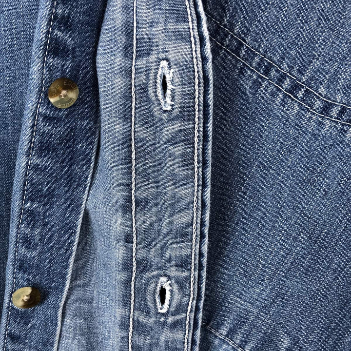 1990'S Eddie Bauer Long-Sleeve Button-Down Denim Shirt, Men's Size L (Equivalent), Vintage cotton blue type Vintage Second Hand