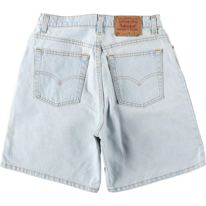 90'S Levi's 551 Relaxed Fit Denim Shorts, Made in USA, Women's XL (equivalent to W31), Vintage. cotton Blue type light blue Vintage Second Hand