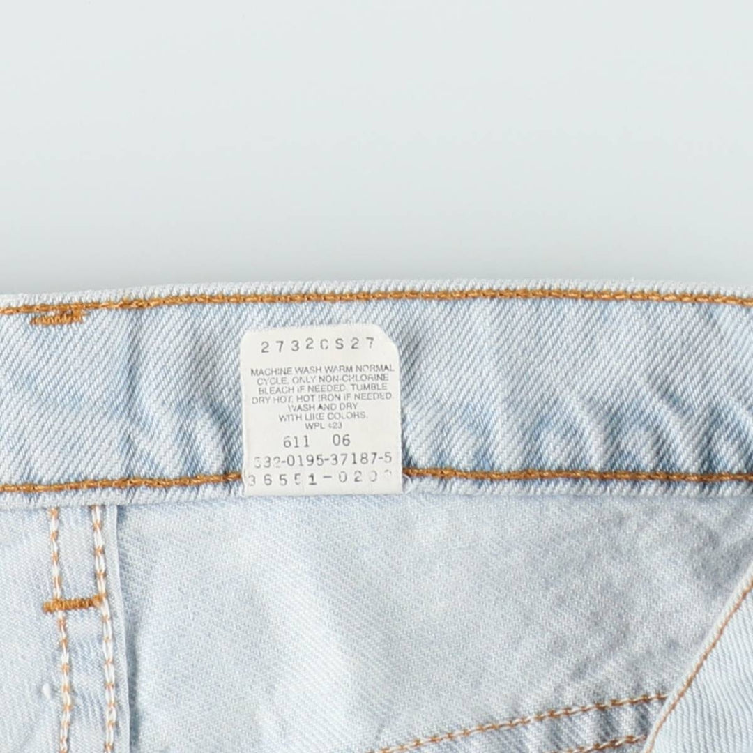 90'S Levi's 551 Relaxed Fit Denim Shorts, Made in USA, Women's XL (equivalent to W31), Vintage. cotton Blue type light blue Vintage Second Hand