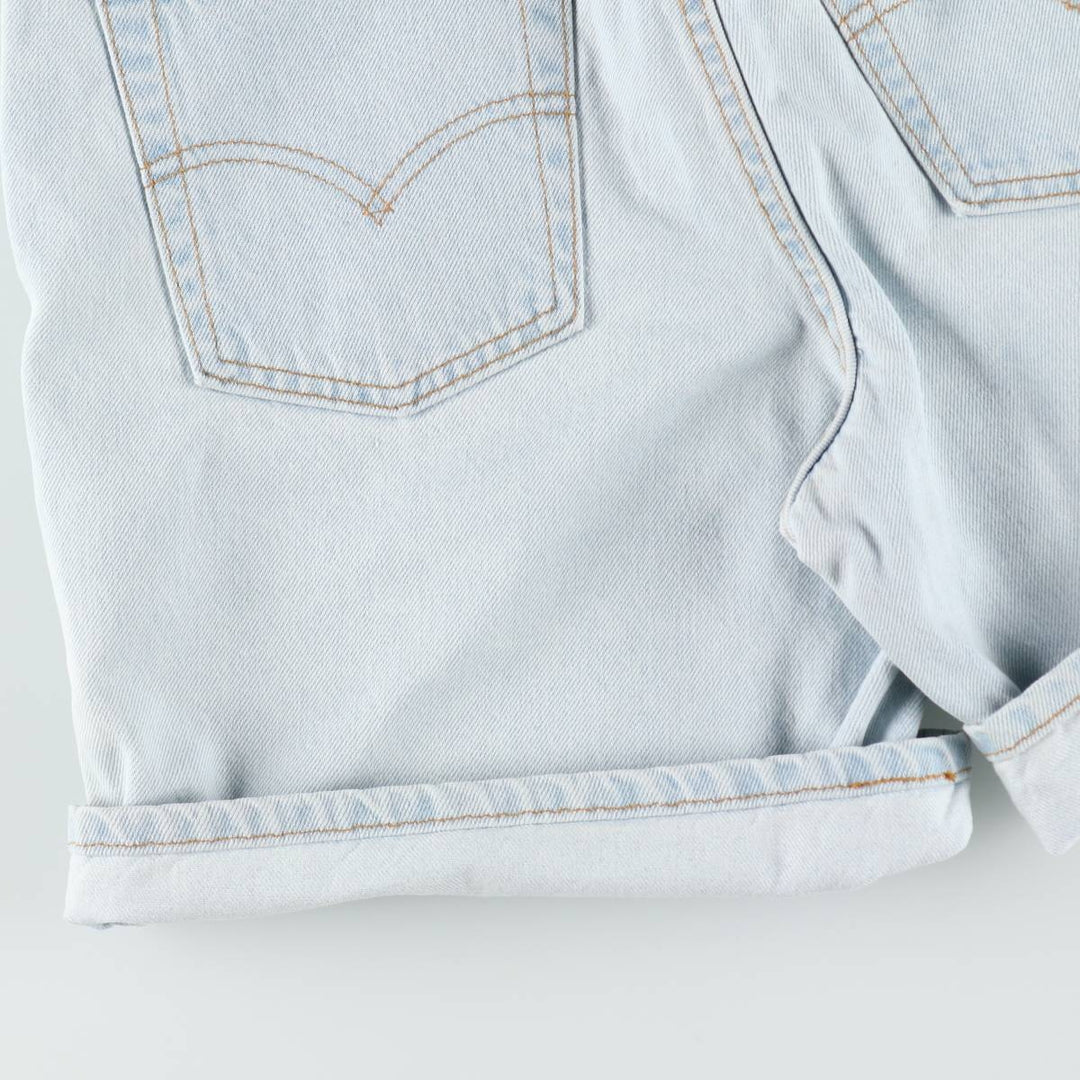 90'S Levi's 551 Relaxed Fit Denim Shorts, Made in USA, Women's XL (equivalent to W31), Vintage. cotton Blue type light blue Vintage Second Hand