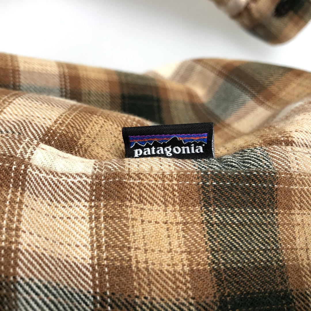 Patagonia Organic Cotton Lightweight Fjord Flannel Shirt 52240FA17 Long Sleeve Light Flannel Check Shirt Organic cotton brown type Vintage Second Hand