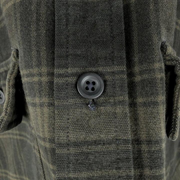 LLBean Long-Sleeve Flannel Check Shirt, Made in USA, Men's Size L (Equivalent), Vintage cotton Khaki type Vintage Second Hand