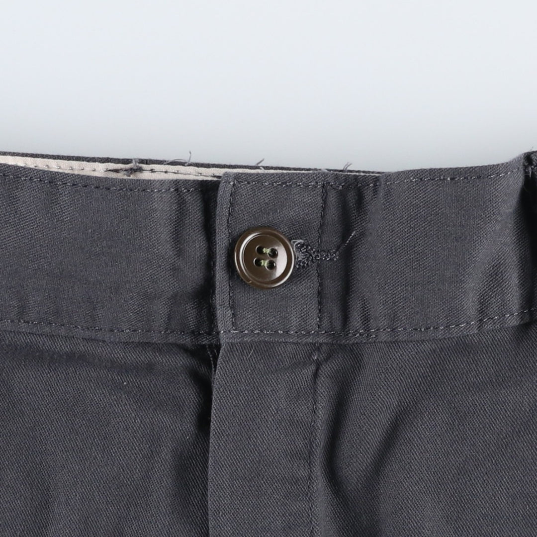 Dickies Relaxed Fit Cargo Shorts (Men's size W38) polyester gray type Vintage Second Hand