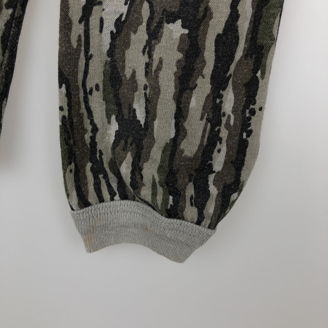 90'S Realtree Camo Long-Sleeve T-Shirt, Made in USA, Men's Size M (Equivalent), Vintage polyester brown type Vintage Second Hand