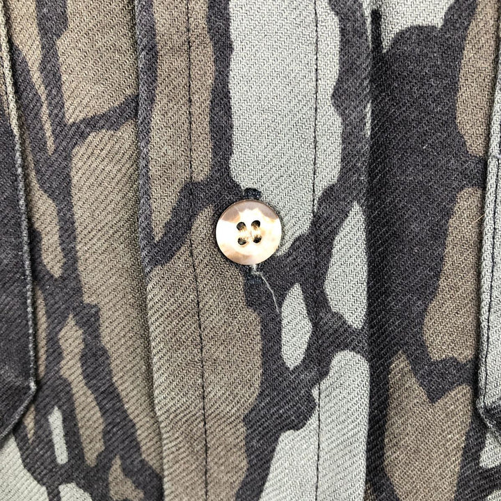 Cabelas Camouflage Pattern Treebark Camo Military Shirt, Men's Size L (approx.), Vintage unclear Khaki type Vintage Second Hand