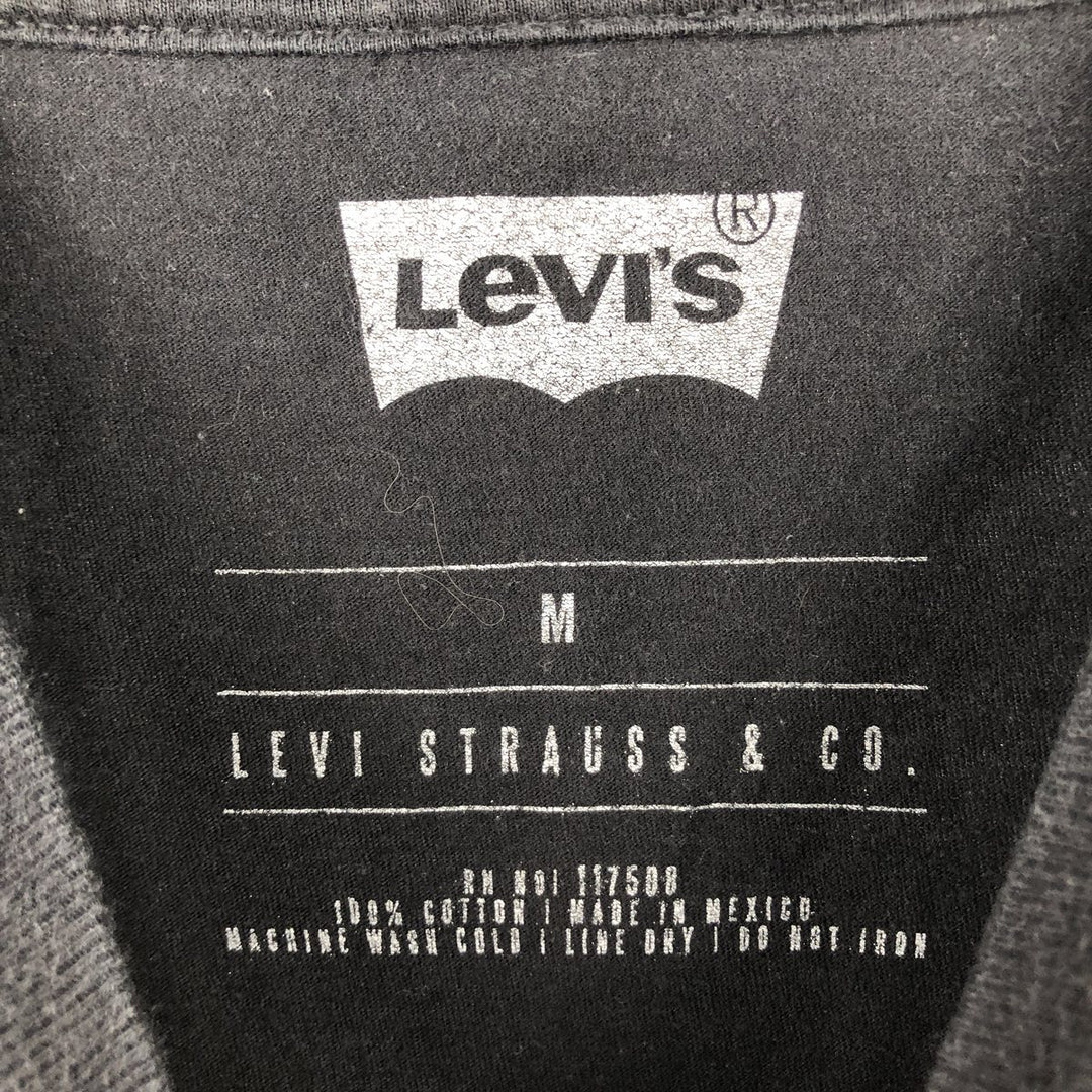 Levi's Eagle Pattern Print T-Shirt, Men's Size M (approx.) cotton black type Vintage Second Hand