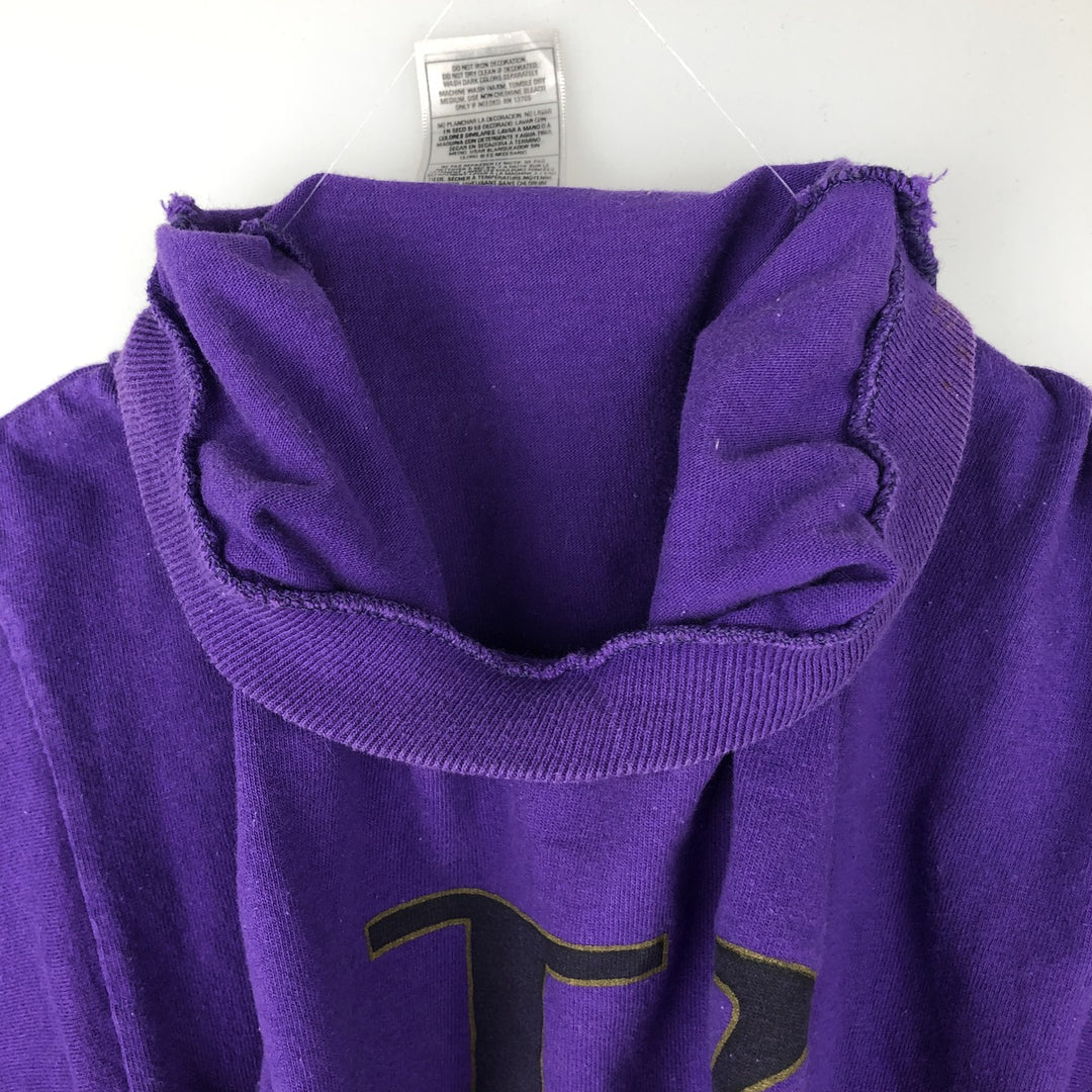 Calvin Klein Jeans Short-Sleeve Logo T-Shirt, Made in Canada, Men's Size XL (approx.) cotton purple type Vintage Second Hand