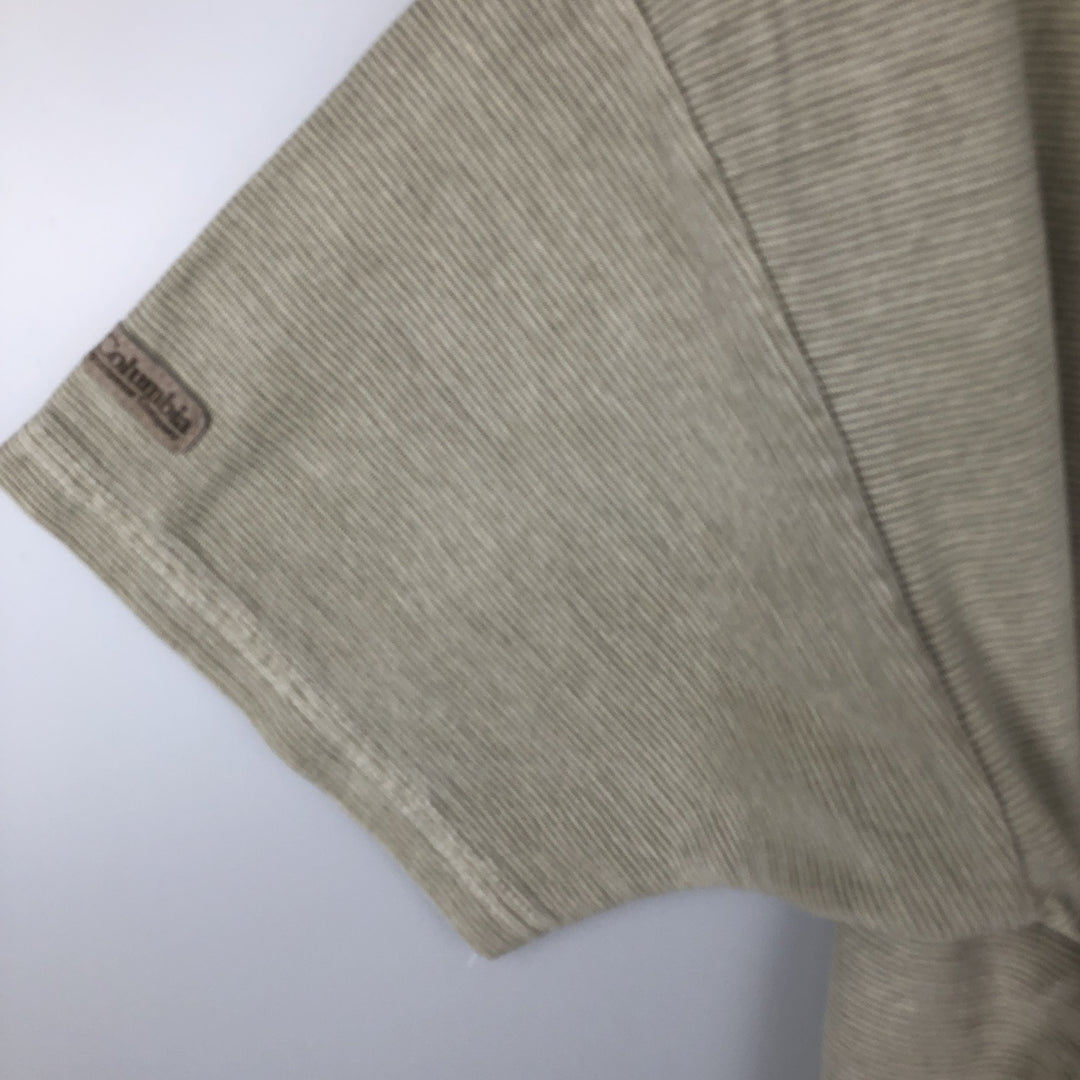 Columbia Short-Sleeve V-Neck Striped T-Shirt, Made in USA, Men's Size M cotton Beige type Vintage Second Hand