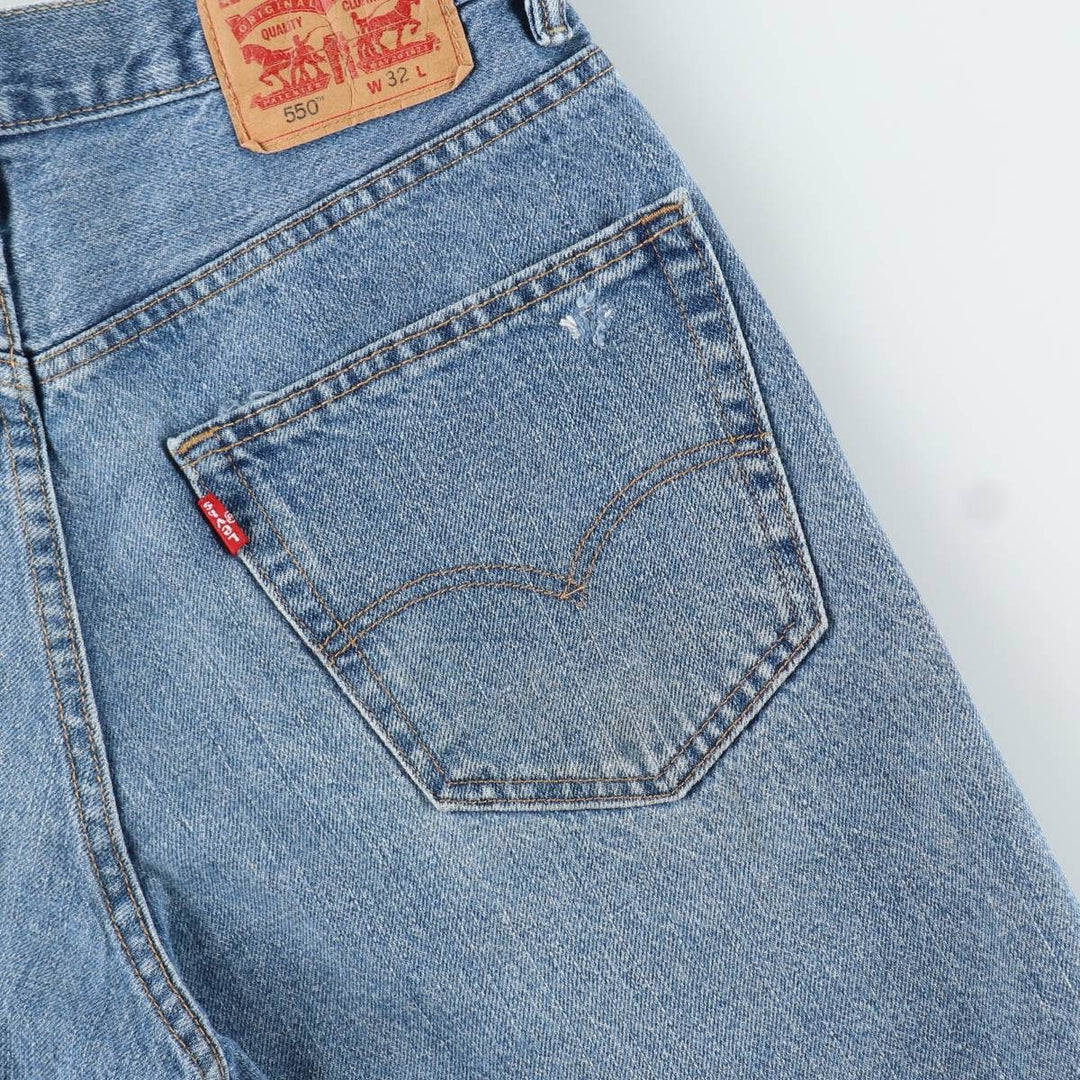Levi's 550 denim shorts, short pants for men, size W32 cotton blue type Vintage Second Hand