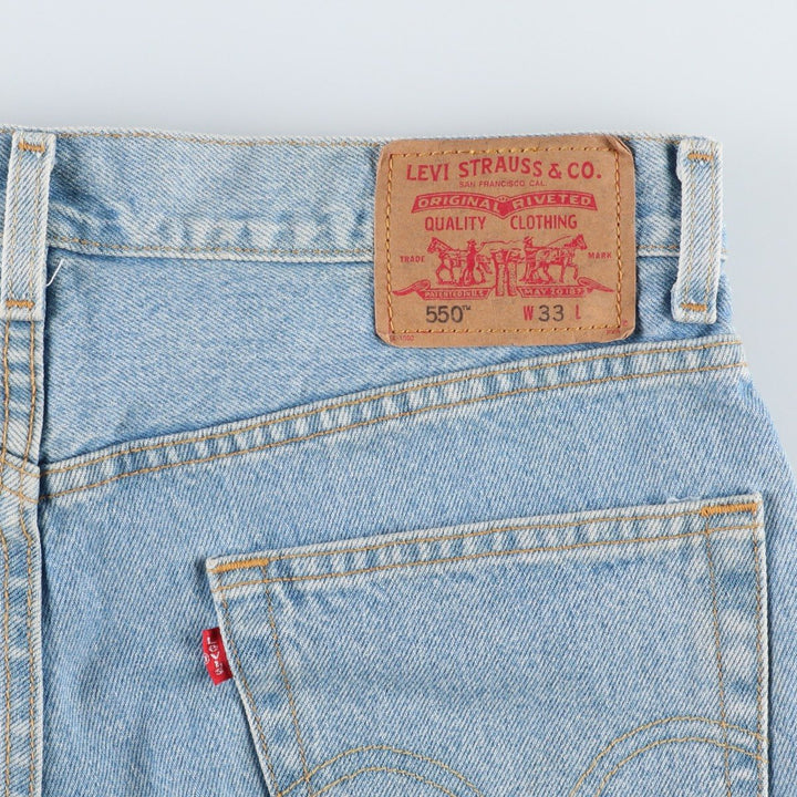 00'S Levi's 550 Relaxed Fit Denim Shorts for Men, Size W34 cotton Blue type light blue Vintage Second Hand