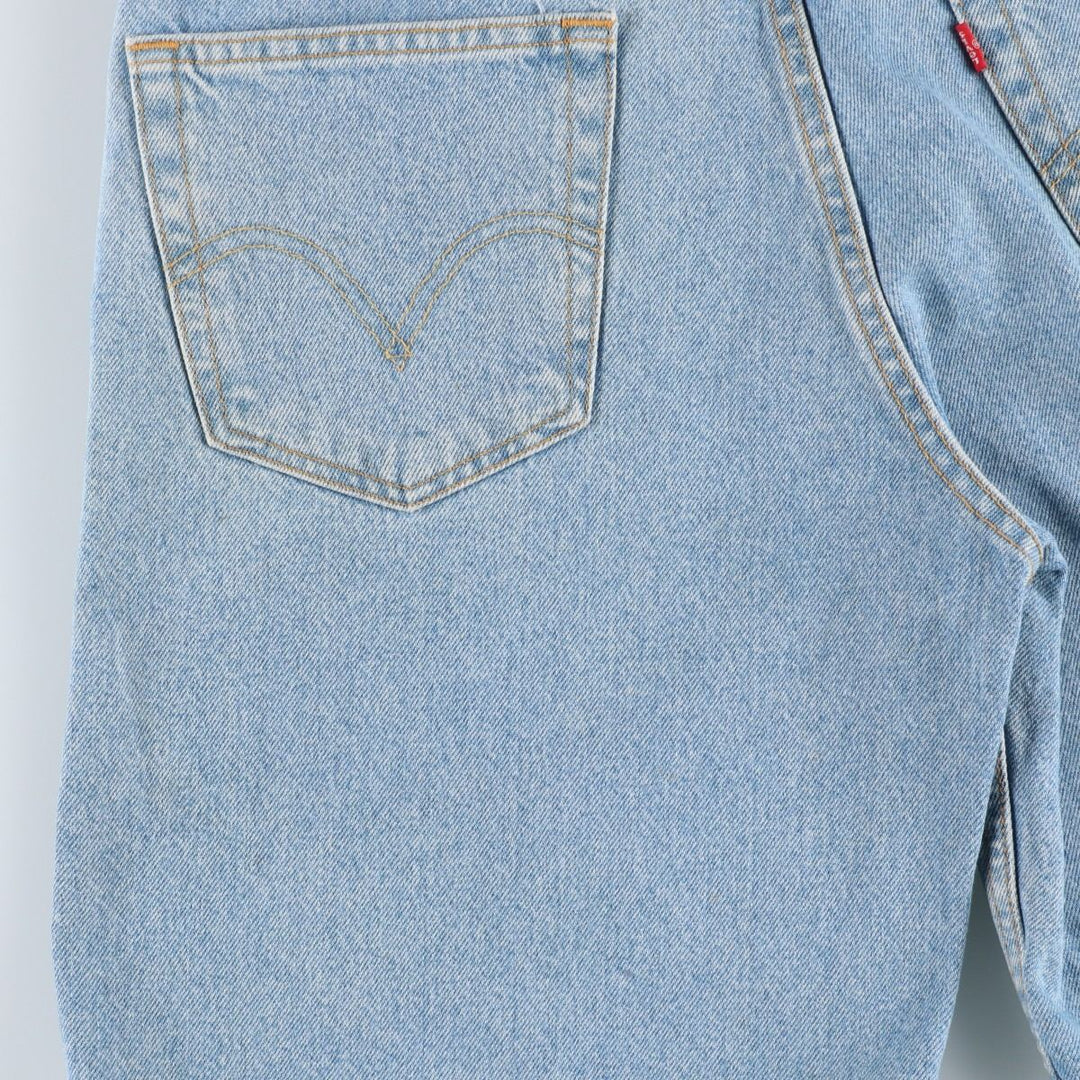 00'S Levi's 550 Relaxed Fit Denim Shorts for Men, Size W34 cotton Blue type light blue Vintage Second Hand