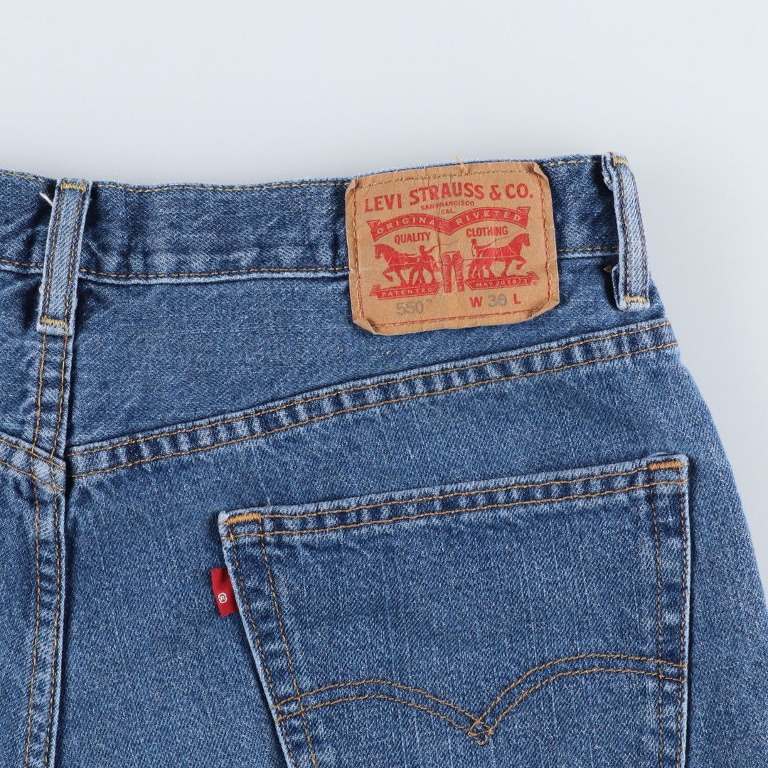 Levi's 550 denim shorts, short pants for men, size W35 cotton blue type Vintage Second Hand