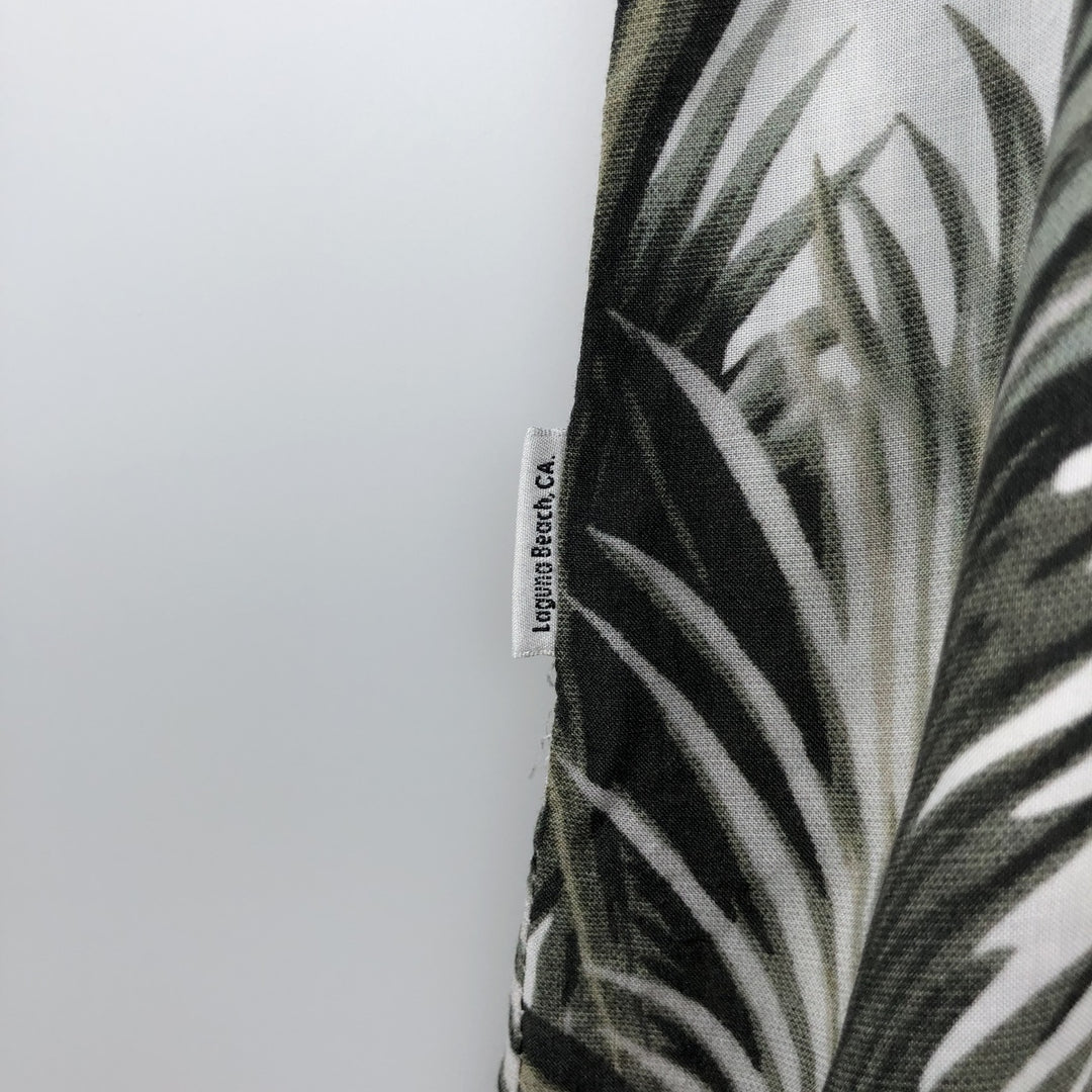 STUSSY All-Over Leaf Pattern Open Collar Rayon Hawaiian Aloha Shirt, Men's Size Small Rayon white type Vintage Second Hand