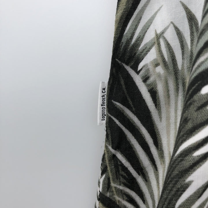 STUSSY All-Over Leaf Pattern Open Collar Rayon Hawaiian Aloha Shirt, Men's Size Small Rayon white type Vintage Second Hand