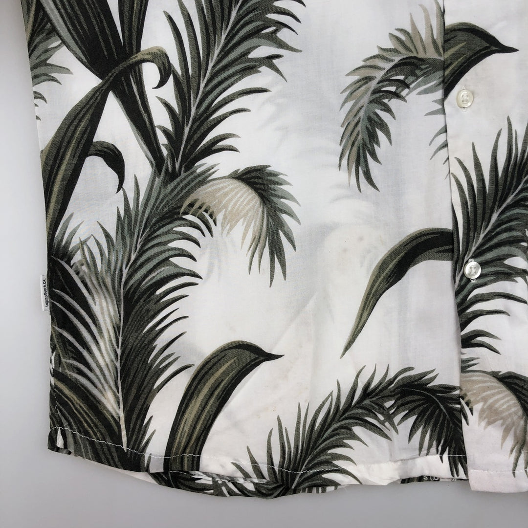 STUSSY All-Over Leaf Pattern Open Collar Rayon Hawaiian Aloha Shirt, Men's Size Small Rayon white type Vintage Second Hand
