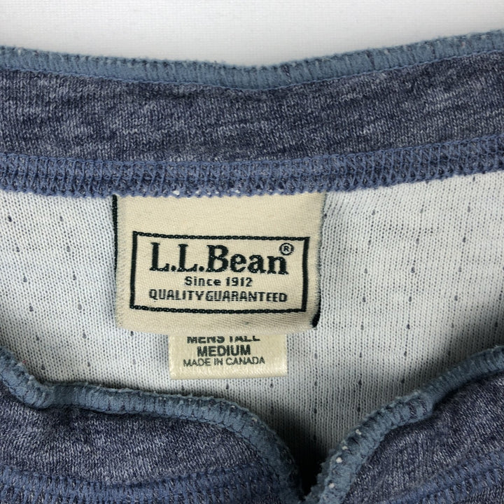 LLBean Henley Neck Long-Sleeve T-Shirt, Made in Canada, Men's Size M (approx.) cotton navy blue type Vintage Second Hand