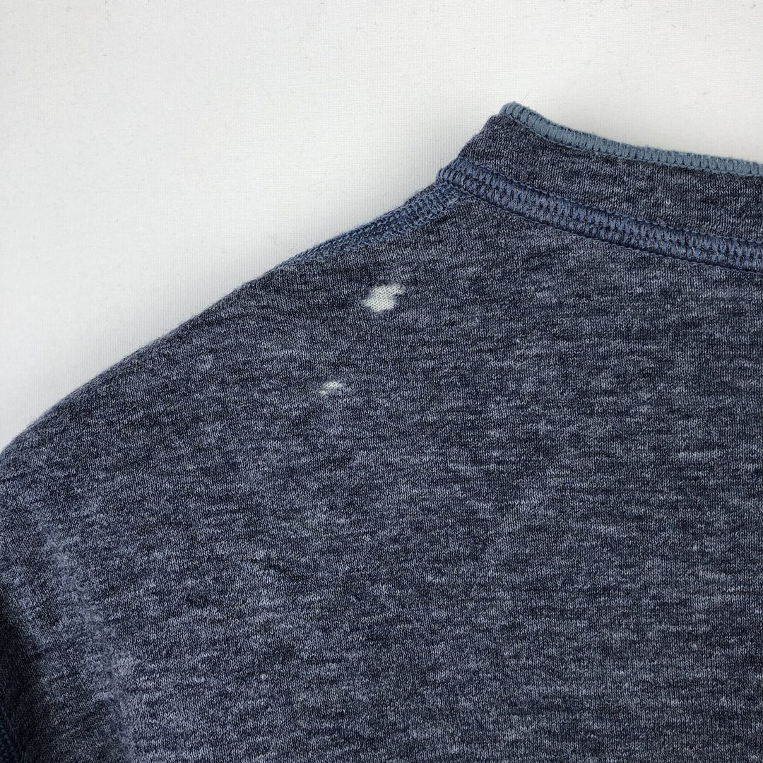 LLBean Henley Neck Long-Sleeve T-Shirt, Made in Canada, Men's Size M (approx.) cotton navy blue type Vintage Second Hand