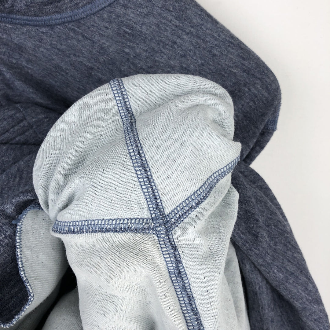 LLBean Henley Neck Long-Sleeve T-Shirt, Made in Canada, Men's Size M (approx.) cotton navy blue type Vintage Second Hand