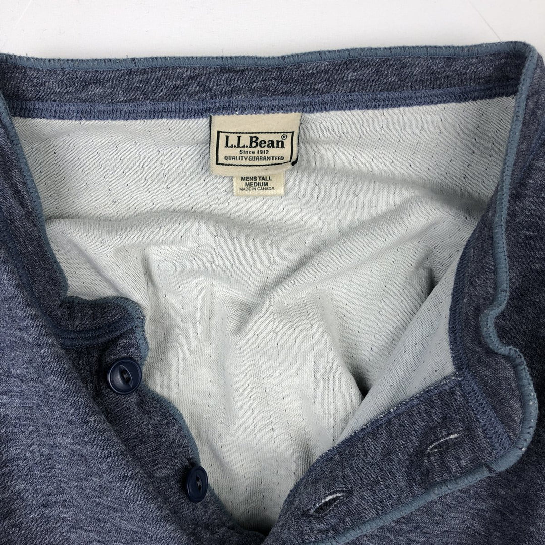 LLBean Henley Neck Long-Sleeve T-Shirt, Made in Canada, Men's Size M (approx.) cotton navy blue type Vintage Second Hand
