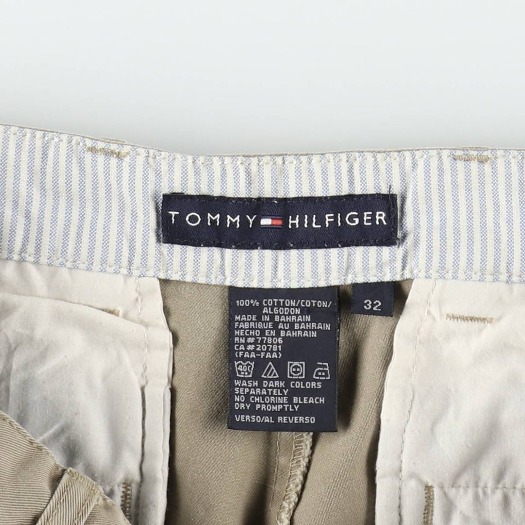 2000'S Tommy Hilfiger Two-Pleat Chino Shorts, Men's Size W31 (approx.) cotton Khaki type beige Vintage Second Hand