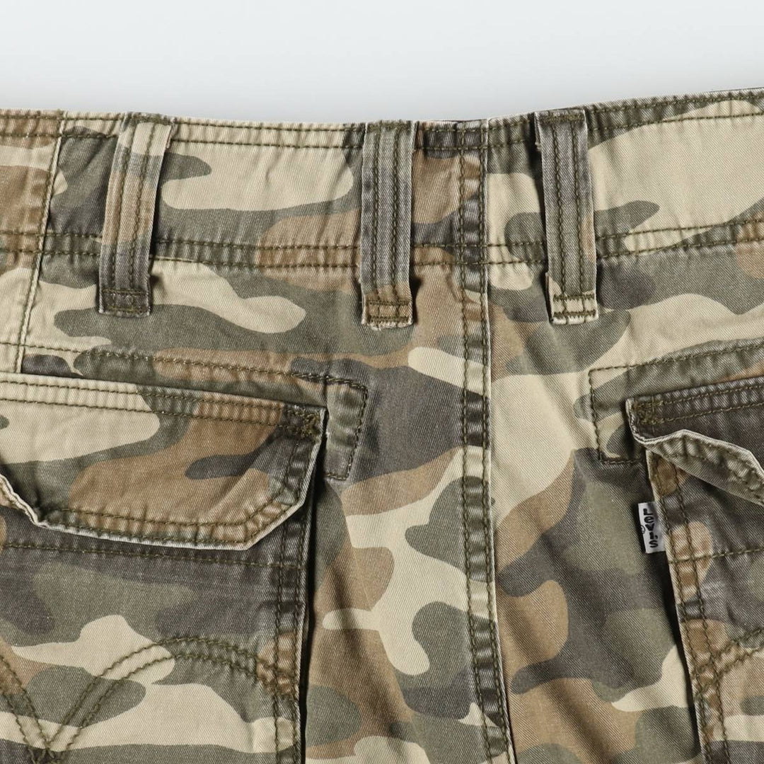 Levi's Camouflage Pattern Woodland Camo Cargo Shorts (Men's W39 equivalent) cotton Khaki type Vintage Second Hand