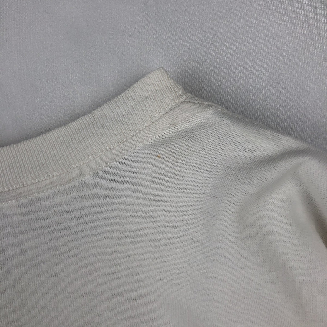 90'S Adidas BASKETBALL sports print T-shirt, made in Canada, men's size M equivalent, vintage. cotton white type Vintage Second Hand